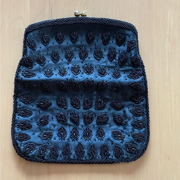 BEADED EVENING PURSE - Picture 2 of 4